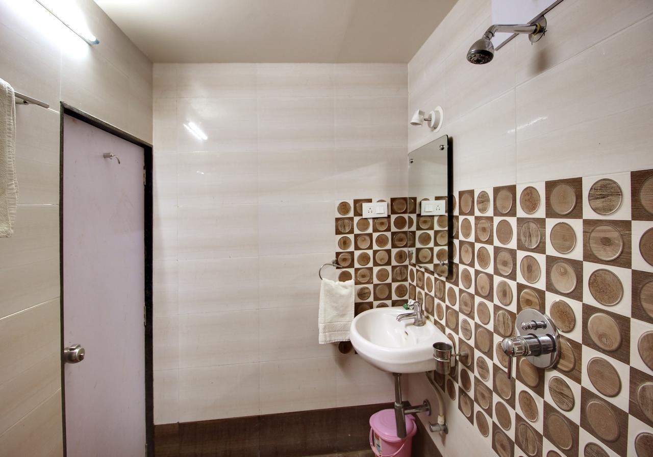 Daksh Hotel And Restaurant Talala Екстер'єр фото