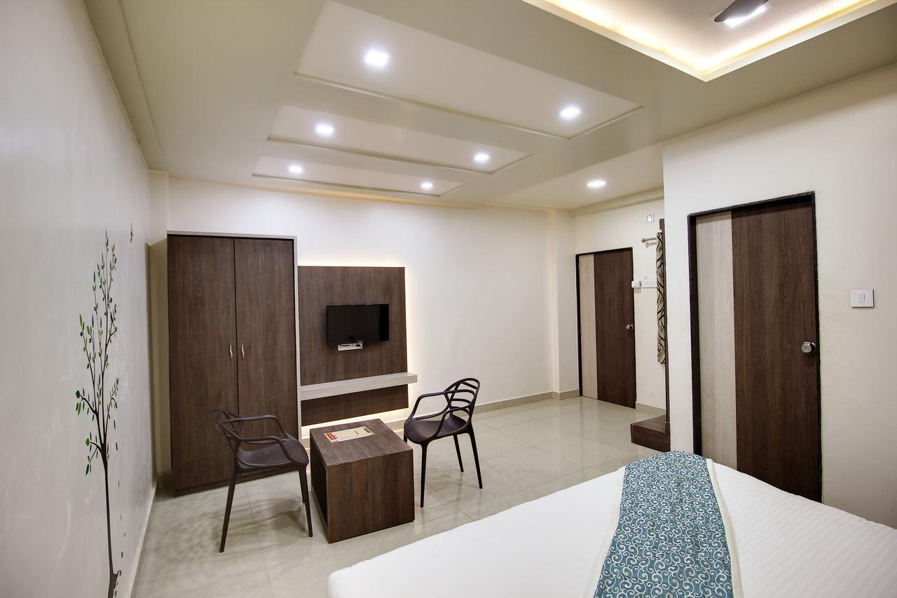 Daksh Hotel And Restaurant Talala Екстер'єр фото